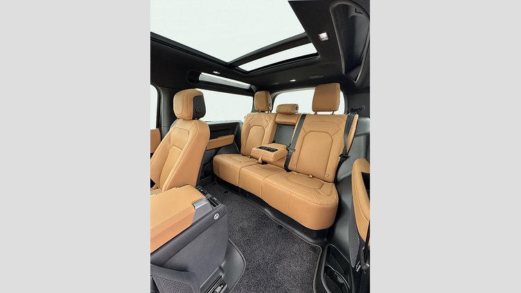 2024 Approved Land Rover Defender 90 Santorini Black P525 AWD AUTOMATIC V8