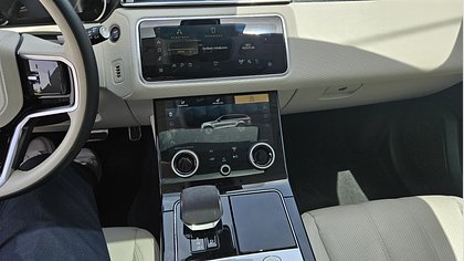 Range Rover Velar 13