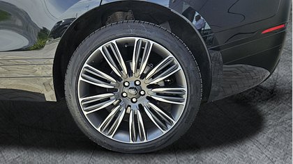 Range Rover Velar 14