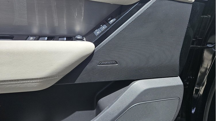 2023 Approved Land Rover Range Rover Velar Santorini Black 2.0 litre i4D​ DYNAMIC SE