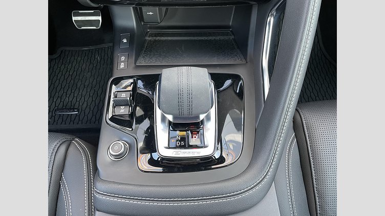 2021 Approved Jaguar E-Pace Eiger grey D165 R-Dynamic
