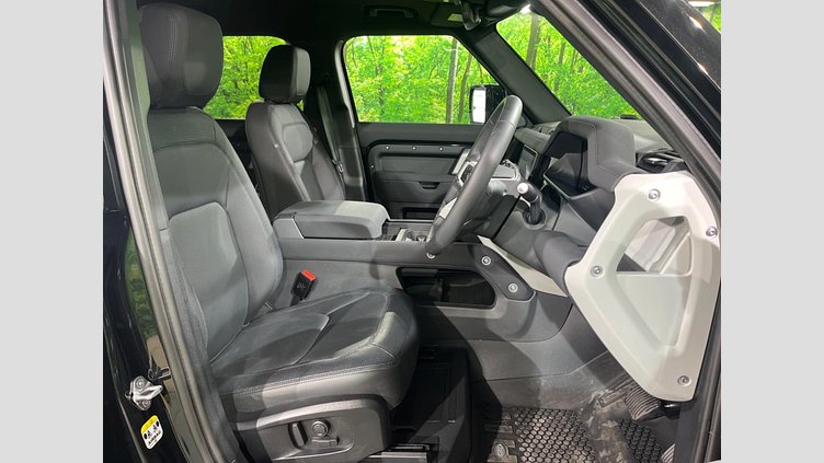 2023 認定中古車 Land Rover Defender 110 サントリーニブラック D300 AWD（AT） X-DYNAMIC SE