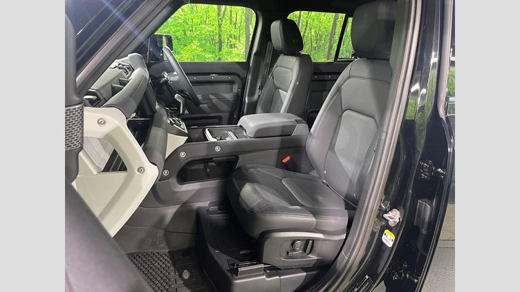 2023 認定中古車 Land Rover Defender 110 サントリーニブラック D300 AWD（AT） X-DYNAMIC SE