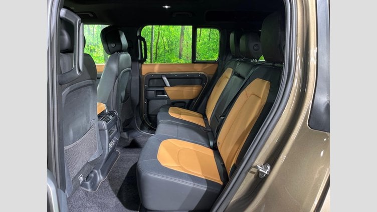 2024 認定中古車 Land Rover Defender 110 ゴンドワナストーン D300 AWD（AT） X-DYNAMIC HSE
