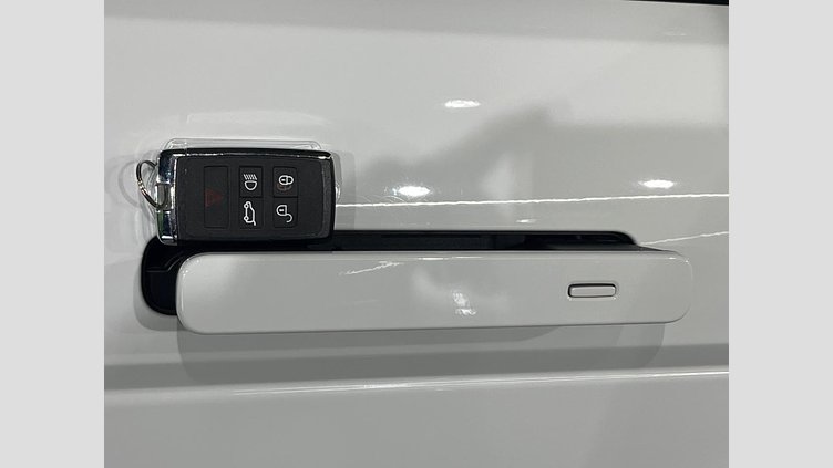2021 認定中古車 Land Rover Range Rover Evoque フジホワイト P200 AWD（オートマチック） S