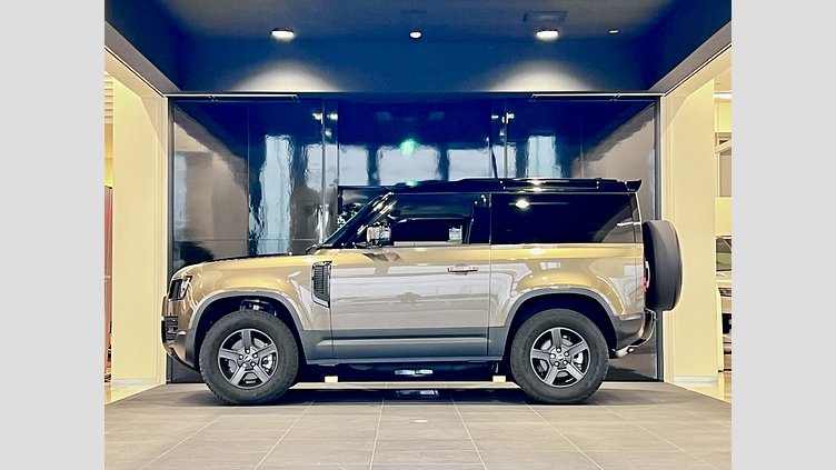 2023 認定中古車 Land Rover Defender 90 ゴンドワナストーン P300 AWD（AT） Standard