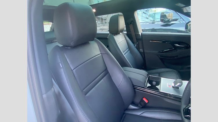 2024 認定中古車 Land Rover Range Rover Evoque フジホワイト D200マイルドハイブリッド（ディーゼル）  S