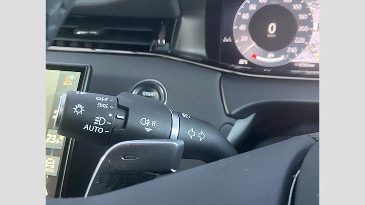 2024 認定中古車 Land Rover Range Rover Evoque フジホワイト D200マイルドハイブリッド（ディーゼル）  S