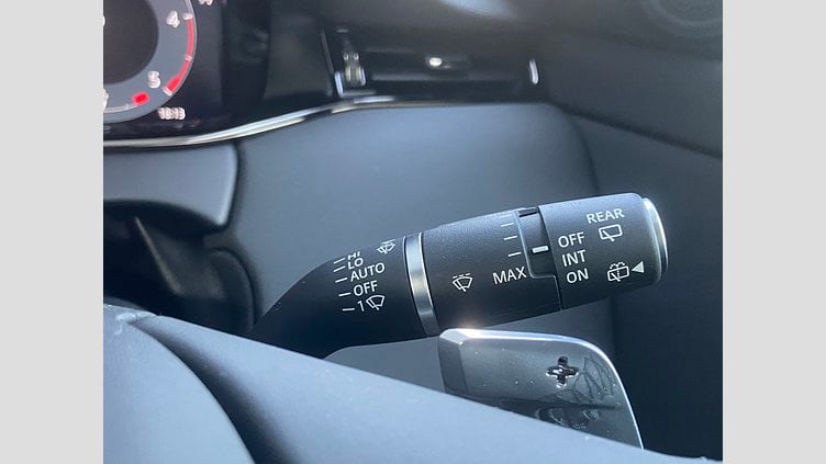 2024 認定中古車 Land Rover Range Rover Evoque フジホワイト D200マイルドハイブリッド（ディーゼル）  S