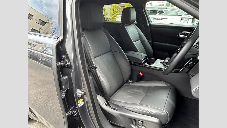 2024 認定中古車 Land Rover Range Rover Velar カルパチアングレイ D200マイルドハイブリッド（ディーゼル）  Dynamic SE