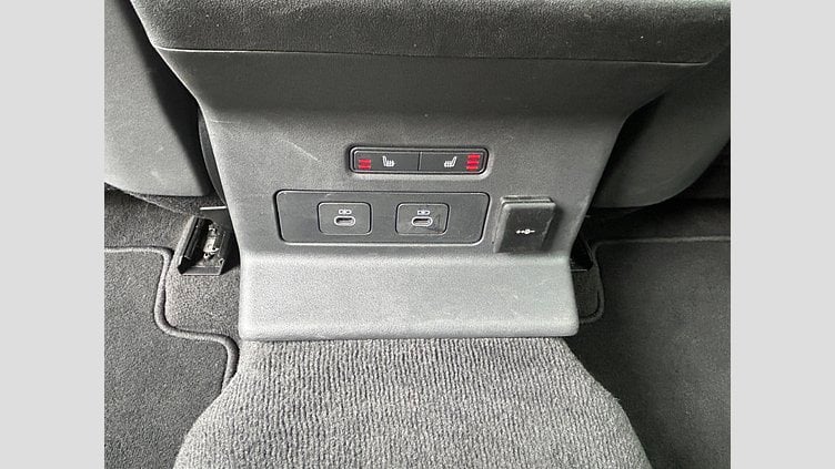 2024 認定中古車 Land Rover Range Rover Velar カルパチアングレイ D200マイルドハイブリッド（ディーゼル）  Dynamic SE