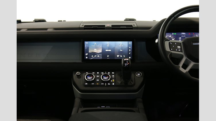 2020 認定中古車 Land Rover Defender 110 Fuji White 2.0 litre i4P Petrol P300 AWD（AT） S STARTUP EDITION
