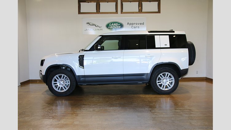 2020 認定中古車 Land Rover Defender 110 Fuji White 2.0 litre i4P Petrol P300 AWD（AT） S STARTUP EDITION