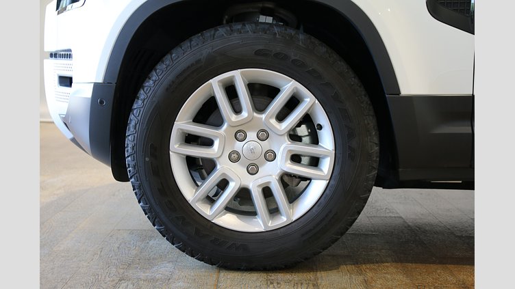 2020 認定中古車 Land Rover Defender 110 Fuji White 2.0 litre i4P Petrol P300 AWD（AT） S STARTUP EDITION