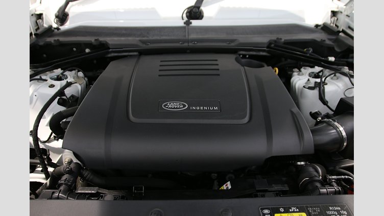 2020 認定中古車 Land Rover Defender 110 Fuji White 2.0 litre i4P Petrol P300 AWD（AT） S STARTUP EDITION