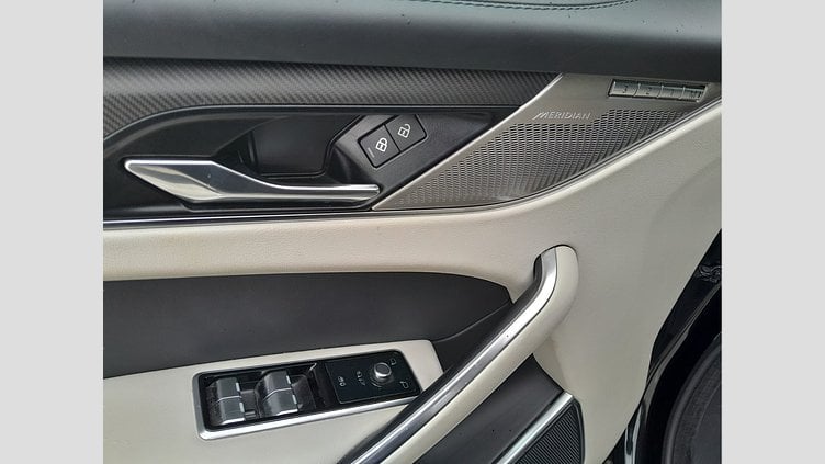 2022 Approved Jaguar F-Pace Santorini Black P550 AWD AUTO SVR