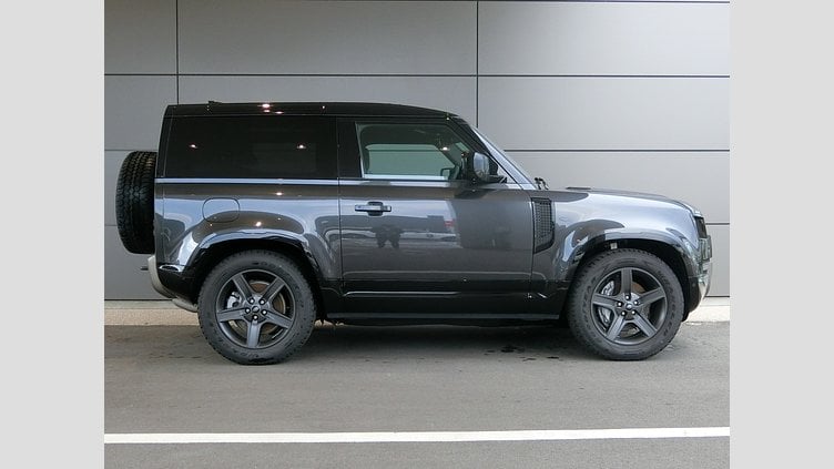 2024 認定中古車 Land Rover Defender 90 カルパチアングレイ D300 AWD（AT） X-DYNAMIC SE