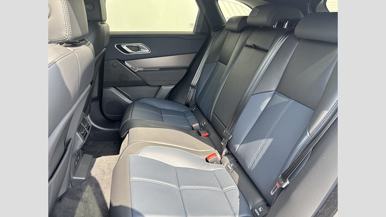 2025 認定中古車 Land Rover Range Rover Velar シャラントグレイ P400eプラグインハイブリッド（ガソリン） スタンダードホイールベース Dynamic SE