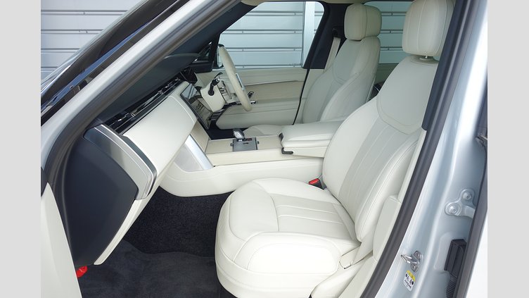 2024 認定中古車 Land Rover Range Rover エーテルフロストシルバー - グロスフィニッシュ D300 AWD MHEV（AT） スタンダードホイールベース HSE