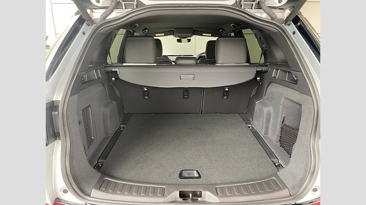 2024 認定中古車 Land Rover Discovery Sport ハクバシルバー D200マイルドハイブリッド（ディーゼル） 標準ホイール DYNAMIC SE