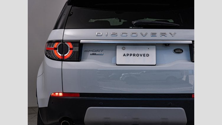2015 認定中古車 Land Rover Discovery Sport Yulong White 2.0 litre Si4 Petrol HSEラグジュアリー