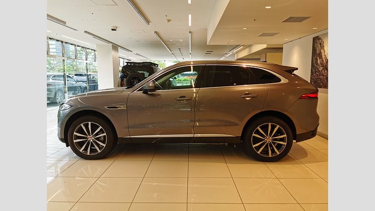 2021 認定中古車 Jaguar F-Pace アイガーグレイ P250 AWD（オートマチック） S