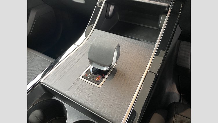 2024 認定中古車 Land Rover Range Rover Velar ヴァレジネブルー P400eプラグインハイブリッド（ガソリン） Standard Wheelbase Dynamic HSE