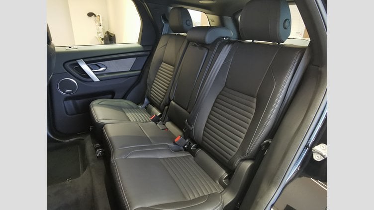 2024 認定中古車 Land Rover Discovery Sport サントリーニブラック P300eプラグインハイブリッド（ガソリン） 標準ホイール DYNAMIC HSE