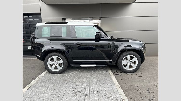 2023 認定中古車 Land Rover Defender 90 サントリーニブラック P300 AWD（AT） SE