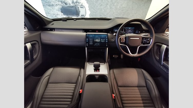 2024 認定中古車 Land Rover Discovery Sport サントリーニブラック P300eプラグインハイブリッド（ガソリン） 標準ホイール DYNAMIC HSE