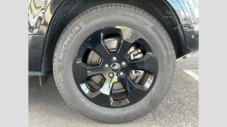 2022 認定中古車 Land Rover Defender 110 サントリーニブラック D300 AWD（AT） OO BLACK EDITION