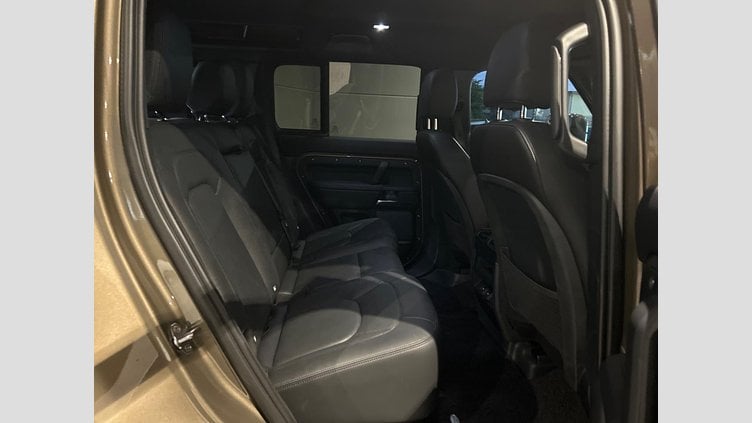 2024 認定中古車 Land Rover Defender 110 ゴンドワナストーン D300 AWD（AT） S