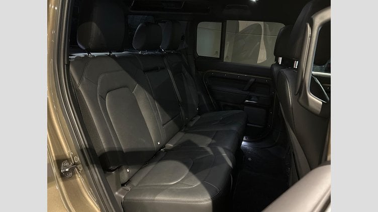 2024 認定中古車 Land Rover Defender 110 ゴンドワナストーン D300 AWD（AT） S