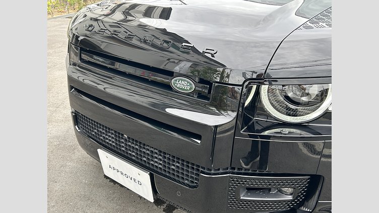 2024 認定中古車 Land Rover Defender 110 サントリーニブラック D300 AWD（AT） X-DYNAMIC HSE
