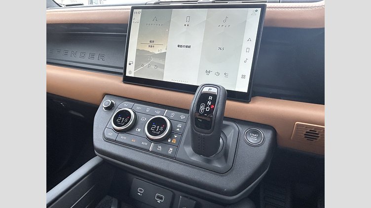 2024 認定中古車 Land Rover Defender 110 サントリーニブラック D300 AWD（AT） X-DYNAMIC HSE