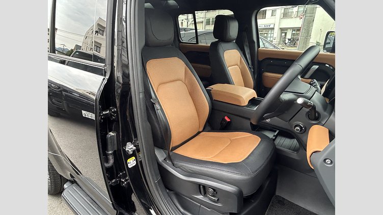 2024 認定中古車 Land Rover Defender 110 サントリーニブラック D300 AWD（AT） X-DYNAMIC HSE
