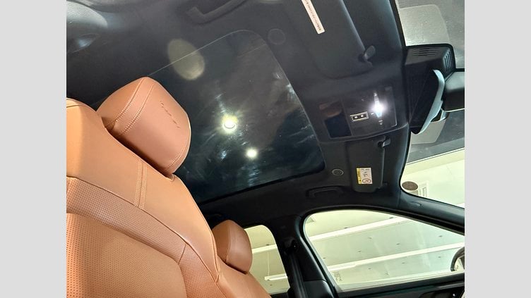2023 認定中古車 Jaguar F-Pace フジホワイト P250 AWD（オートマチック） R-DYNAMIC BLACK