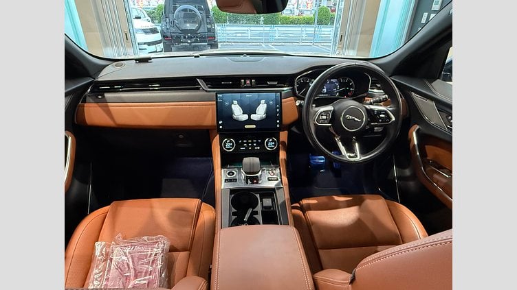 2023 認定中古車 Jaguar F-Pace フジホワイト P250 AWD（オートマチック） R-DYNAMIC BLACK