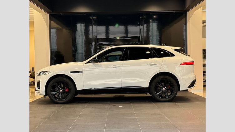 2023 認定中古車 Jaguar F-Pace フジホワイト P250 AWD（オートマチック） R-DYNAMIC BLACK