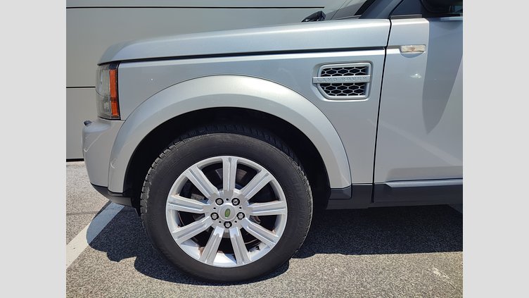 2012 JAZDENÉ VOZIDLÁ Land Rover Discovery Indus Silver 4x4 3.0 SDV6 HSE