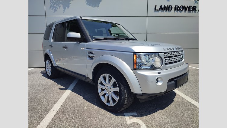 2012 JAZDENÉ VOZIDLÁ Land Rover Discovery Indus Silver 4x4 3.0 SDV6 HSE