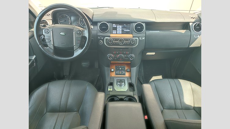 2012 JAZDENÉ VOZIDLÁ Land Rover Discovery Indus Silver 4x4 3.0 SDV6 HSE