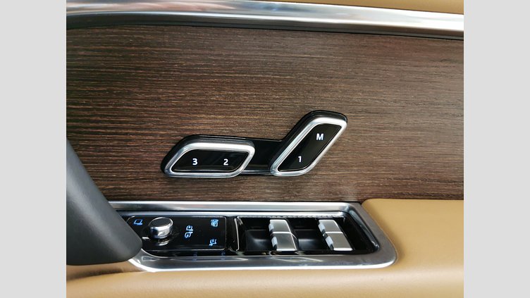 2023 認定中古車 Land Rover Range Rover カルパチアングレイ P440 AWD PHEV（AT） スタンダードホイールベース HSE