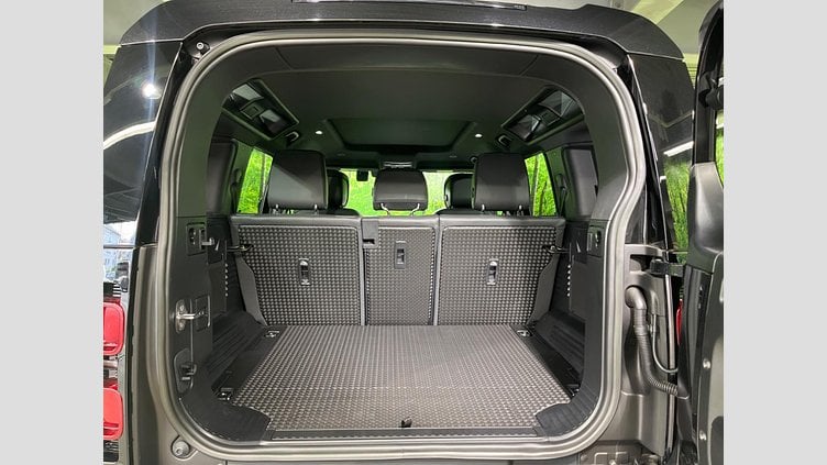 2023 認定中古車 Land Rover Defender 110 サントリーニブラック D300 AWD（AT） X-DYNAMIC HSE