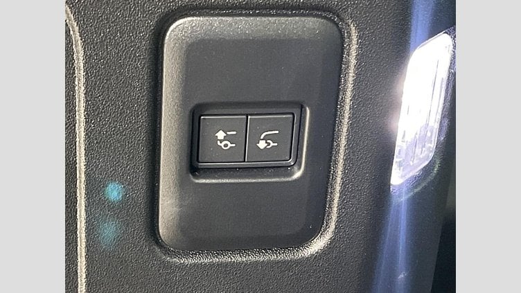 2023 認定中古車 Land Rover Defender 110 サントリーニブラック D300 AWD（AT） X-DYNAMIC HSE