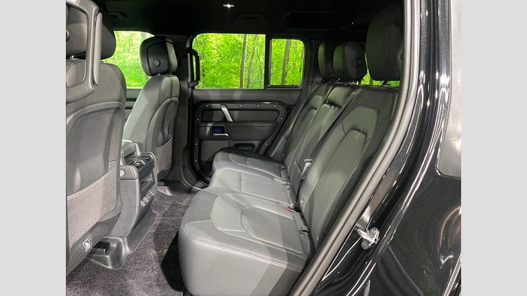 2023 認定中古車 Land Rover Defender 110 サントリーニブラック D300 AWD（AT） X-DYNAMIC HSE