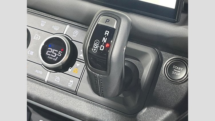 2023 認定中古車 Land Rover Defender 110 サントリーニブラック D300 AWD（AT） X-DYNAMIC HSE