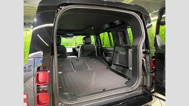 2023 認定中古車 Land Rover Defender 110 サントリーニブラック D300 AWD（AT） X-DYNAMIC HSE