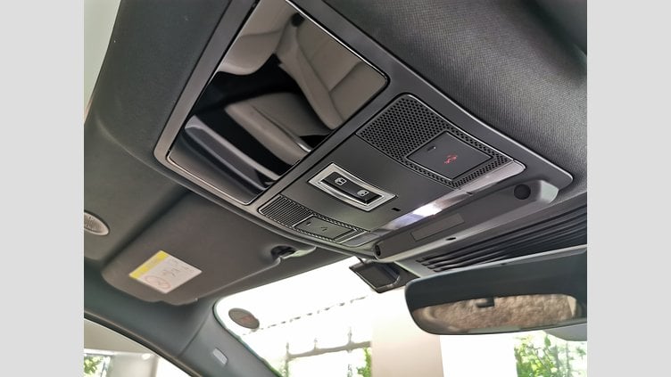 2024 認定中古車 Jaguar F-Pace カルパチアングレイ D204 AWD（オートマチック）MHEV R-DYNAMIC SE