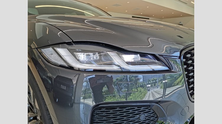 2024 認定中古車 Jaguar F-Pace カルパチアングレイ D204 AWD（オートマチック）MHEV R-DYNAMIC SE